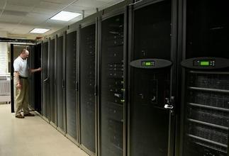 中國人來(lái)看看美國的機房究竟好在哪？好在什么地方？